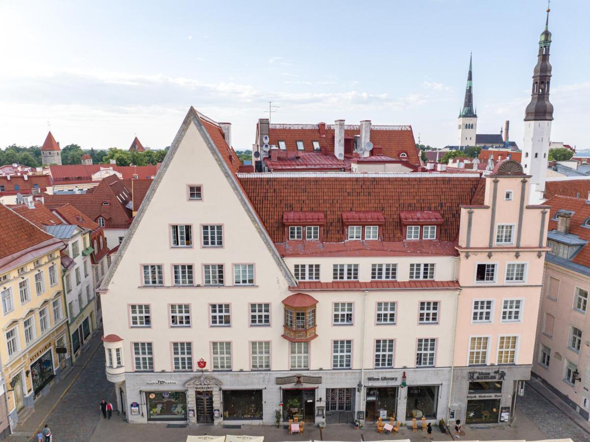 Old Town - Hall Square Tallinn